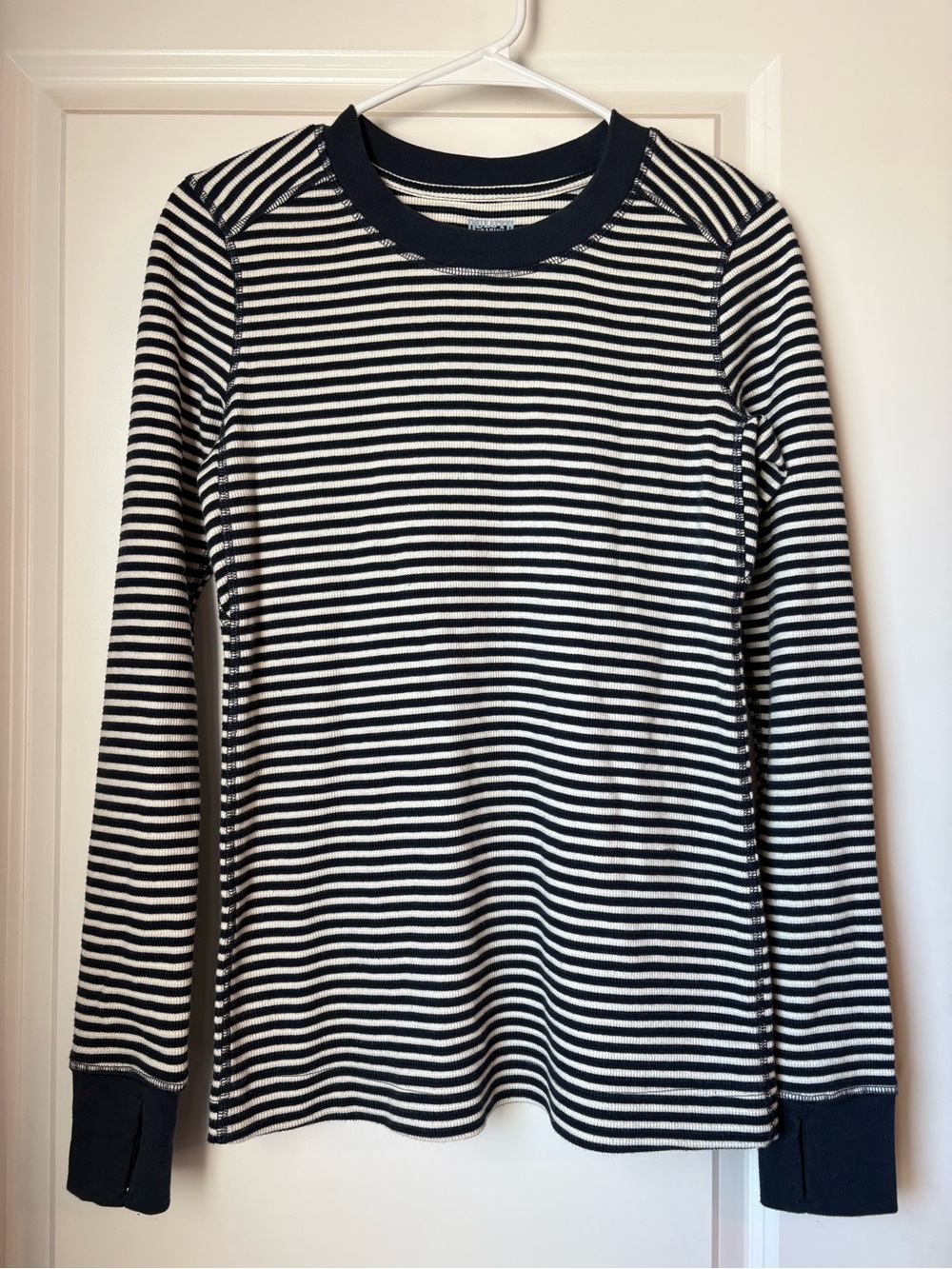 Duluth Trading Striped Long-Sleeve Crewneck Shirt - Navy & White size XS